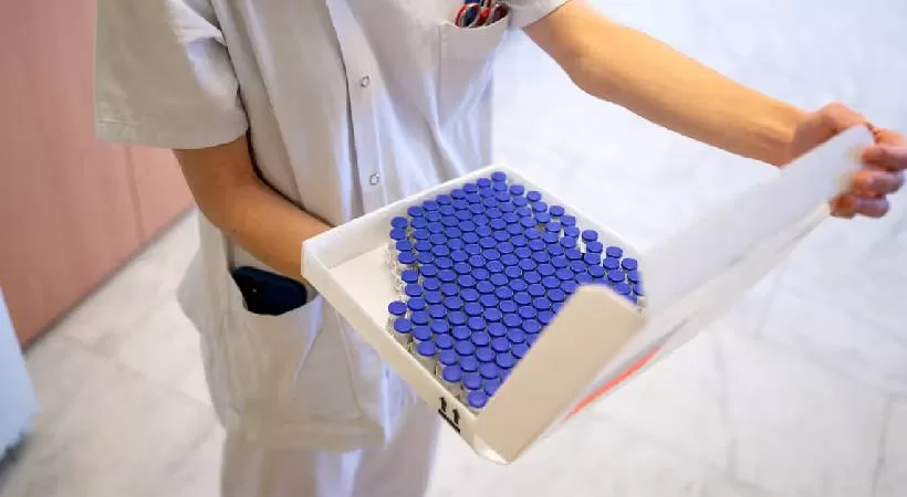 World's First AI-Designed Human Vaccine Passes Initial Trial