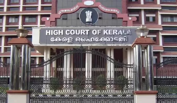 പയ്യന്നൂർ തെരഞ്ഞെടുപ്പ് ഫലം റദ്ദാക്കണം; ഹൈക്കോടതിയെ സമീപിച്ച് ടി ഐ മധുസൂദനൻ