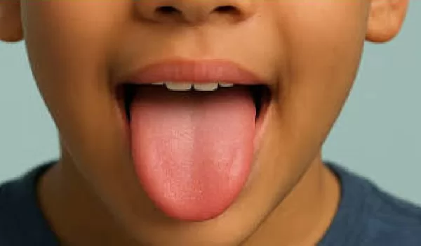 നാവ് പറയുന്ന ആരോ​ഗ്യ രഹസ്യങ്ങൾ അവ​ഗണിക്കല്ലേ; ശരീരം പണി മുടക്കും