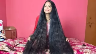 അമ്പമ്പോ! ഇതെന്തൊരു മുടി; ഗിന്നസ് ബുക്കിൽ ഇടം നേടി ഉത്തരാഖണ്ഡ് സ്വദേശിനി