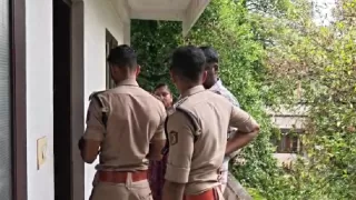 പെരുമ്പാവൂരിൽ പട്ടാപ്പകൽ വീടിന്റെ പൂട്ടുതകർത്ത് മോഷണം; സ്വർണവും പണവും കവർന്നു