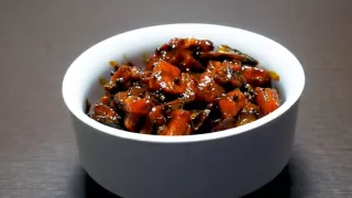 സദ്യയ്ക്ക് രുചി കൂട്ടാൻ ഇതാ പൈനാപ്പിൾ അച്ചാർ