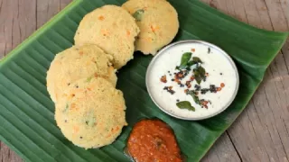 അരിയും ഉഴുന്നും വേണ്ട; വയറുനിറയെ കഴിക്കാൻ കിടിലൻ ഓട്സ് ഇഡ്ഡലി ഉണ്ടാക്കിയാലോ ?