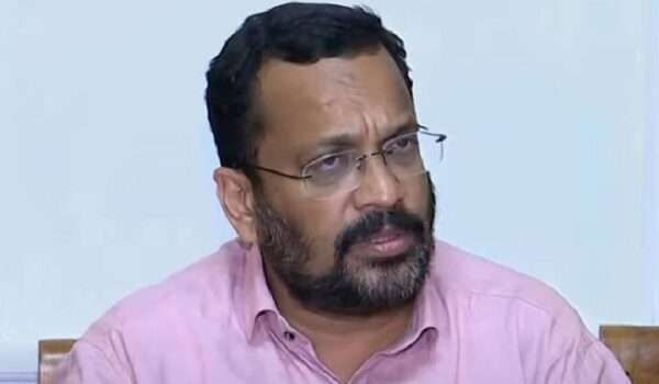 കൊല്ലം ജില്ലയിൽ വിവിധ പ്രശ്നങ്ങളിലെ പട്ടയ പ്രശ്നങ്ങൾ പരിഹരിക്കുന്നതിന് റവന്യു മന്ത്രി കെ രാജൻ്റെ അധ്യക്ഷതയിൽ യോഗം ചേർന്നു