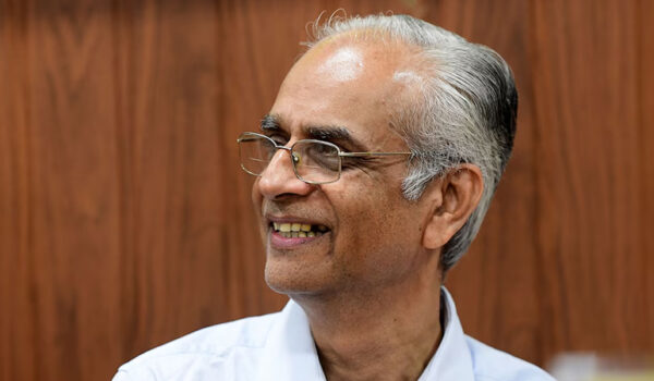 ഈ വർഷത്തെ പാച്ചല്ലൂർ സുകുമാരൻ സ്മാരക ട്രസ്‌റ്റ്‌ അവാർഡ് കെ ജയകുമാറിന്