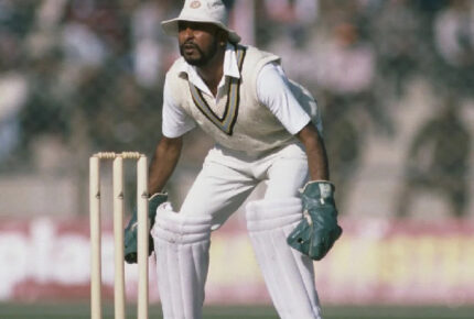 75-ാമത് പൂജാ ക്രിക്കറ്റ് ടൂർണമെന്റിന് നാളെ തുടക്കമാകും: ആവേശമാകാൻ സയ്യിദ് കിർമാനിയും