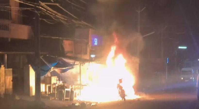 roadside eatery caught fire