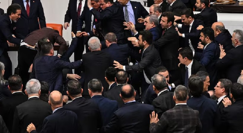 turkey-parliament-brawl-over-akin-gurlek-justice-minister-appointment-video