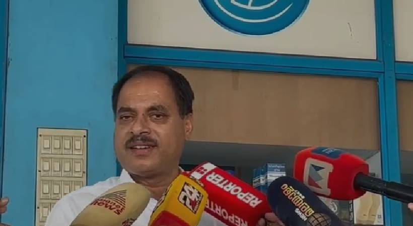 pk faisal dcc kasaragod