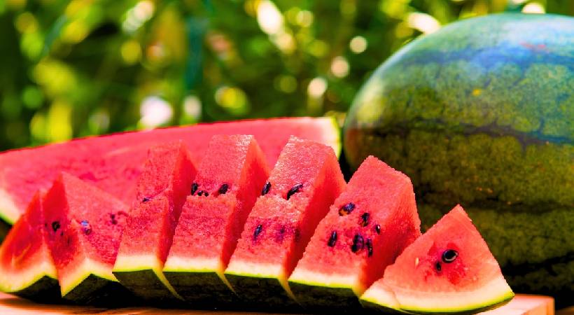 ഒരു കുടുംബത്തിലെ നാലു പേരുടെ മരണം; വിപണിയിൽ നിന്ന് അപ്രത്യക്ഷമായി തണ്ണിമത്തൻ