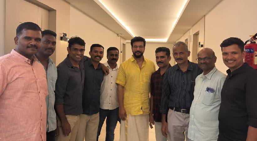 പാലക്കാട് യുഡിഎഫ് അനുകൂല പൊലീസ് ഉദ്യോഗസ്ഥരുടെ രഹസ്യ യോഗം; സിപിഐഎം പ്രവർത്തകരെ തെരഞ്ഞുപിടിച്ച് കള്ളക്കേസിൽ കുടുക്കാനും പദ്ധതി