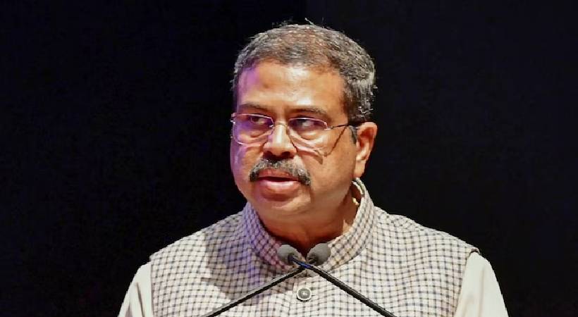 dharmendra pradhan cbse