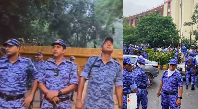 Police Without Name Badges in Delhi
